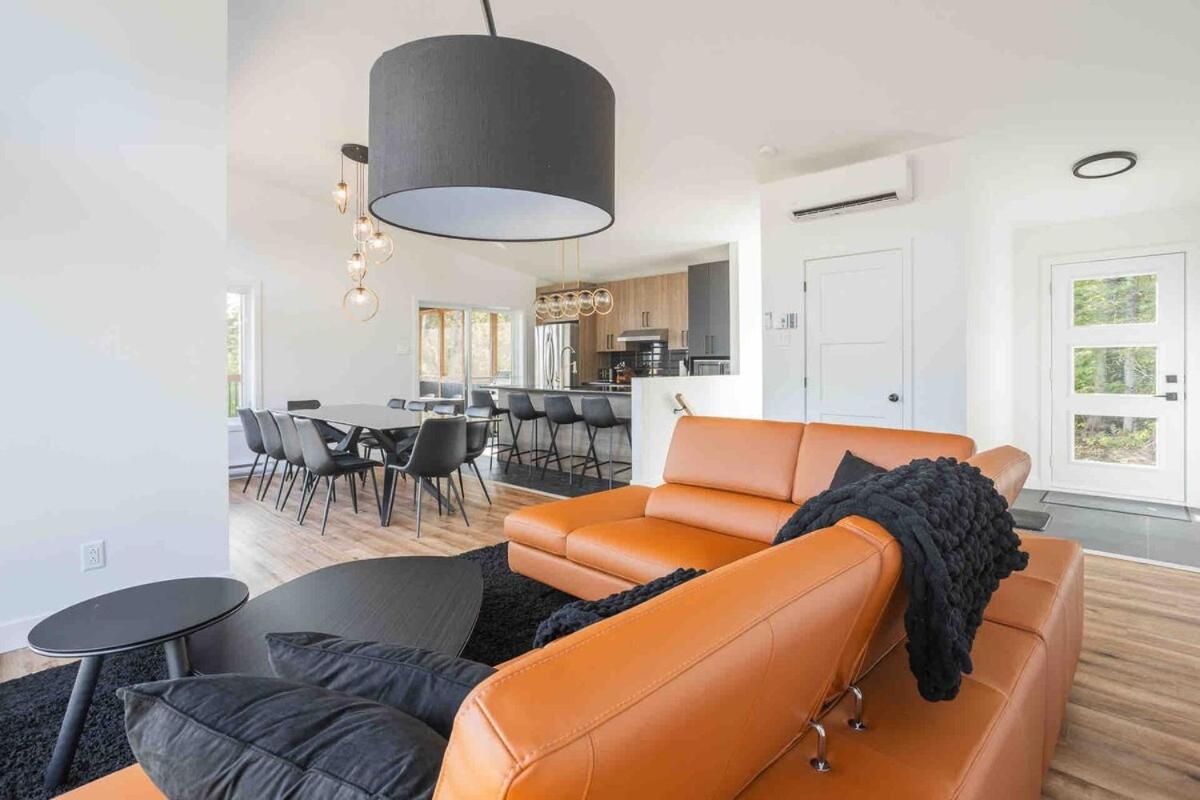 Huge Modern Chalet With Spa And Lake Access Saint-Gabriel-de-Brandon Exterior photo