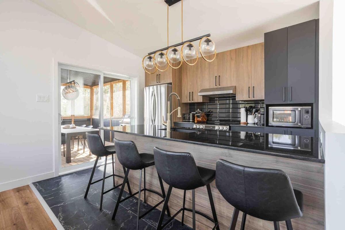 Huge Modern Chalet With Spa And Lake Access Saint-Gabriel-de-Brandon Exterior photo